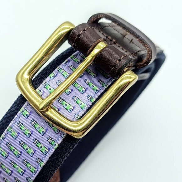 Vineyard Vines Navy Blue Canvas Lighthouse Leather Trim Belt - Picture 2 of 7